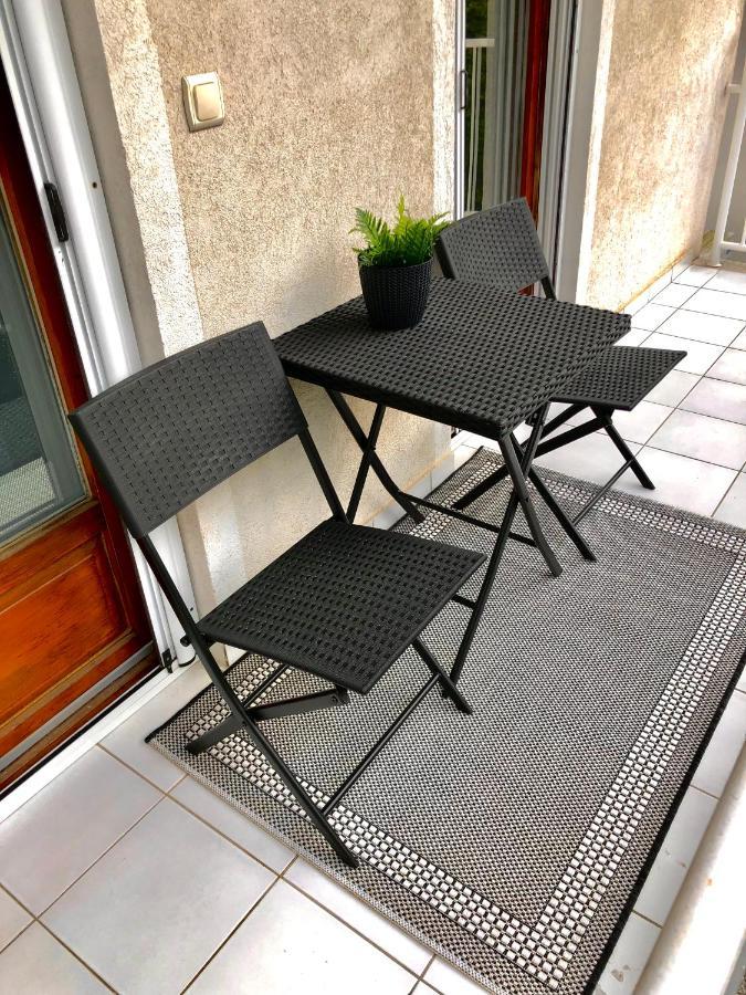 Mirell Apartman Szeged Exterior foto